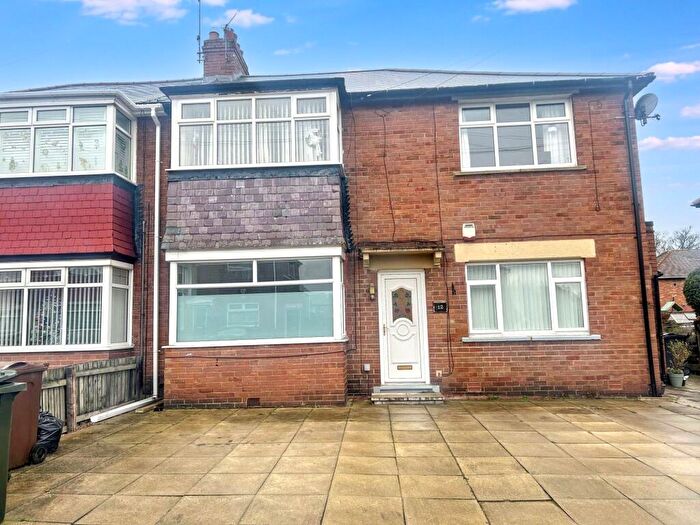 2 Bedroom Flat To Rent In Falstaff Road, North Shields, Tyne And Wear, NE29