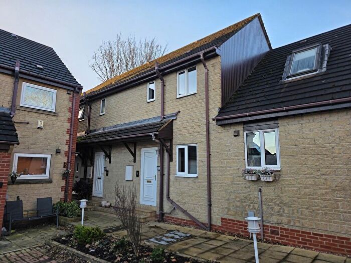 Barn Conversion To Rent In Exchange Court, Cleckheaton, BD19