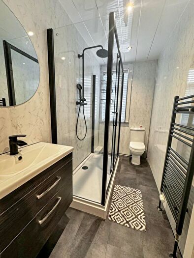 2 Bedroom Flat For Sale In Talisman Road, Knightswood, G13
