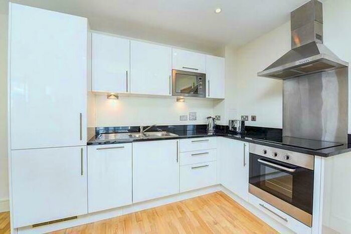 1 Bedroom Flat To Rent In Denison House, Lanterns Way, Canary Wharf, South Quay, London, E14