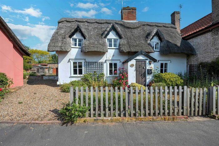 3 Bedroom Cottage For Sale In The Street, Walsham-Le-Willows, Bury St. Edmunds, IP31