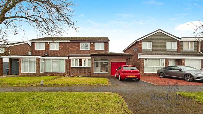 3 Bedroom Semi-Detached House For Sale In Leyburn Close, Ouston, Chester Le Street, Durham, DH2
