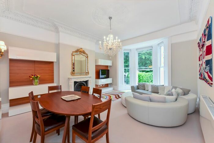 1 Bedroom Flat To Rent In Lower Addison Gardens, London, W14