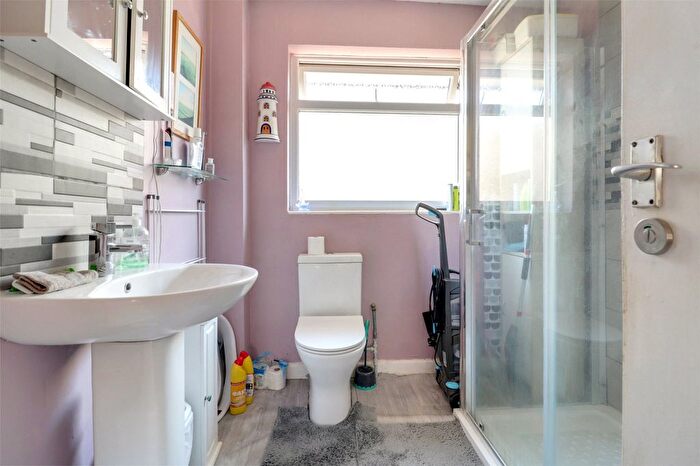 3 Bedroom Terraced Bungalow For Sale In Tennacott Heights, Bideford, Devon, EX39