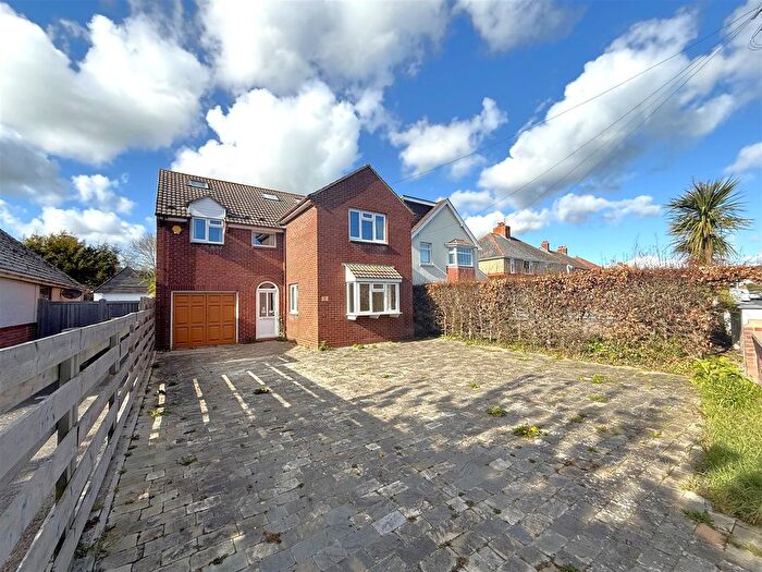 6 Bedroom Detached House For Sale In Preston Road, Preston, DT3
