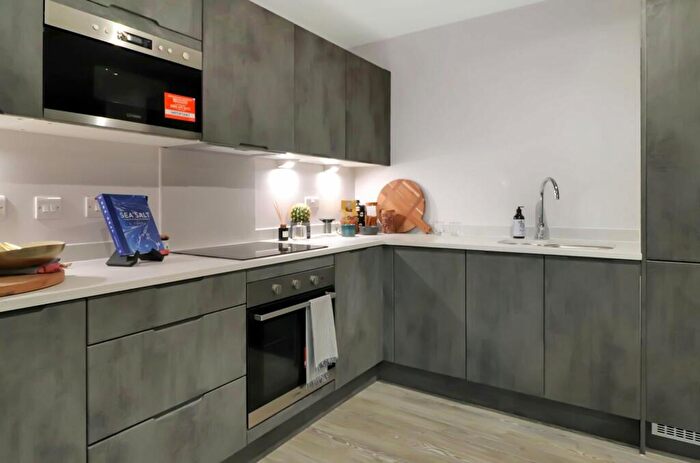 2 Bedroom Apartment To Rent In The Interchange, Stockport, SK3
