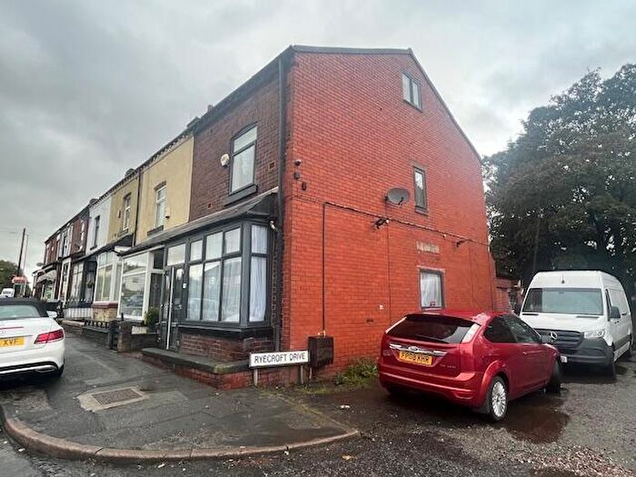 3 Bedroom End Of Terrace House For Sale In Chorley Road, Westhoughton, Bolton, Greater Manchester, BL5