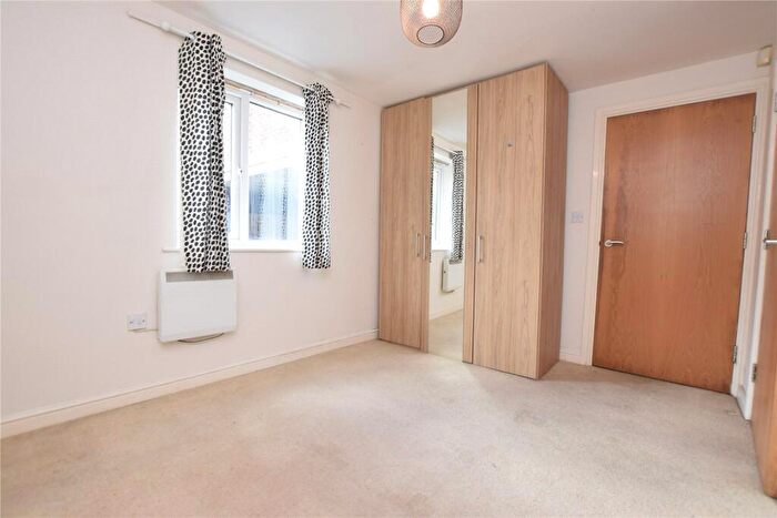 2 Bedroom Apartment To Rent In Park Way Lodge, Street Lane, Leeds, West Yorkshire, LS17