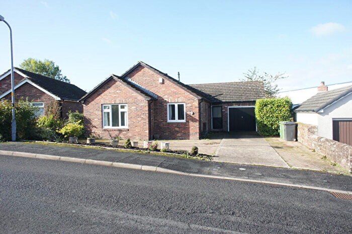 3 Bedroom Detached Bungalow To Rent In Townfoot Park, Brampton, CA8