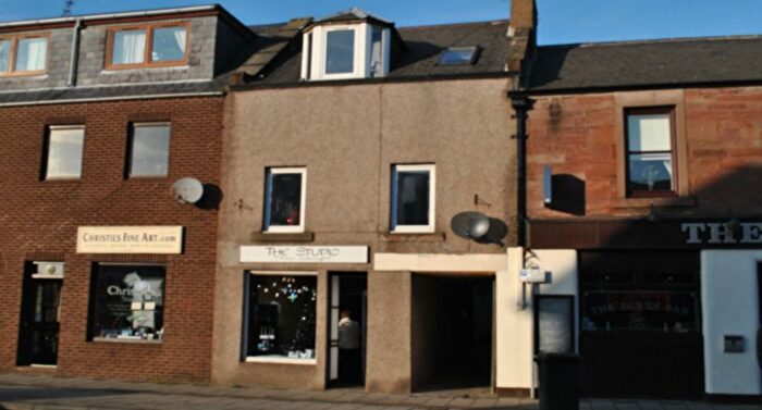 2 Bedroom Flat To Rent In Lordburn, Arbroath, Angus, DD11