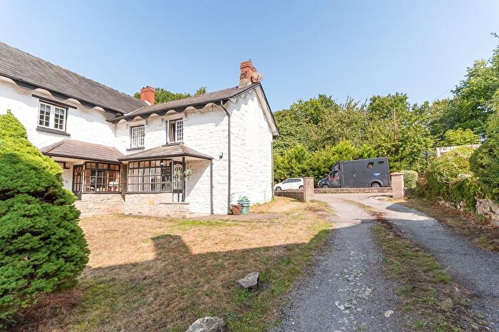 3 Bedroom Semi-detached House For Sale In Hartridge Farm Road, Llanwern, NP18