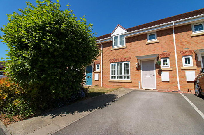 3 Bedroom Terraced House For Sale In Sunningdale Way, Gainsborough, DN21