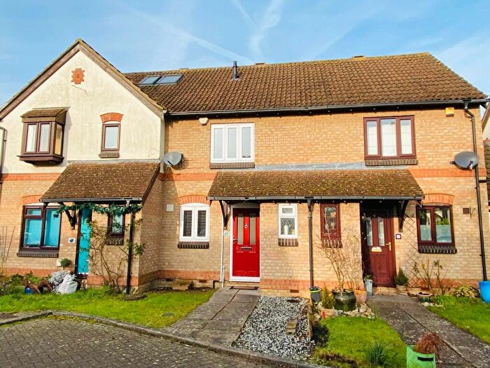 2 Bedroom End Of Terrace House To Rent In Hawksmead, Bicester, Oxfordshire, OX26