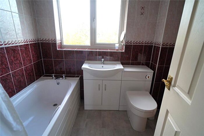 2 Bedroom End Of Terrace House To Rent In Penfold Close, Bishops Tachbrook, Leamington Spa, Warwickshire, CV33