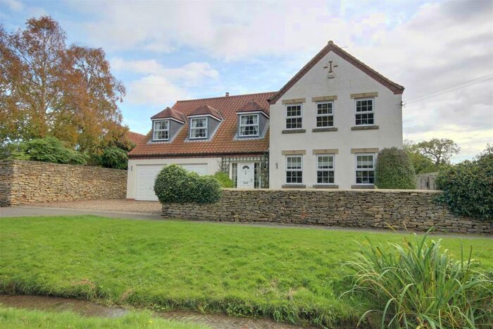 5 Bedroom Detached House For Sale In Main Street, Ellerker, HU15