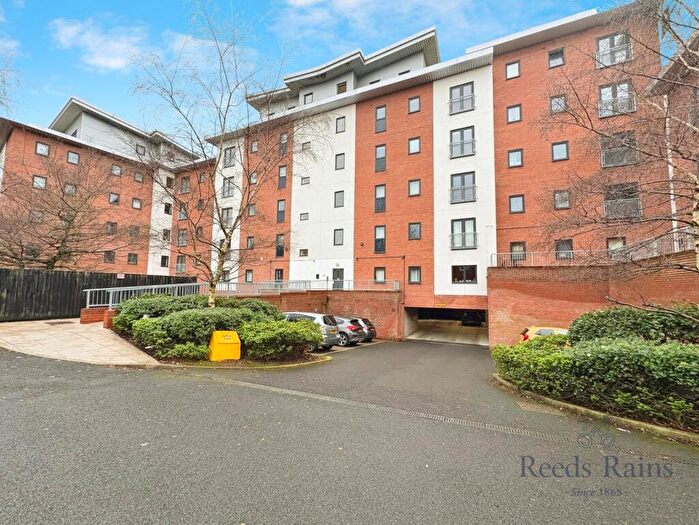 2 Bedroom Apartment To Rent In Lumen Court, Preston, Lancashire, PR1