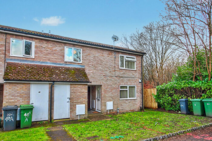 2 Bedroom Apartment For Sale In Barry Way, Basingstoke, RG22