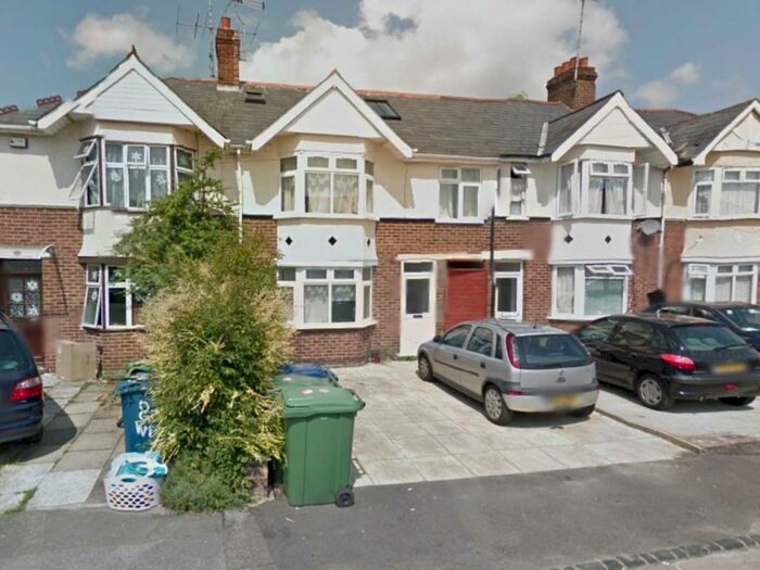 8 Bedroom House To Rent In Whitson Place, East Oxford **Student Property **, OX4