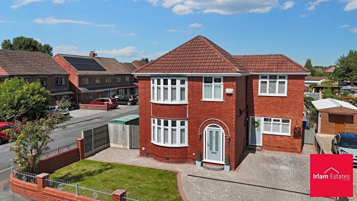 3 Bedroom Detached House For Sale In Roscoe Road, Irlam, M44