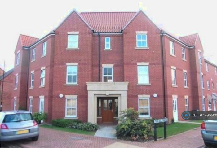 2 Bedroom Flat To Rent In Ironwood Avenue, Desborough, Kettering, NN14
