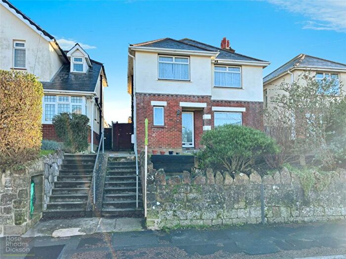 4 Bedroom Detached House For Sale In Sandown Road, Shanklin, Isle Of Wight, PO37