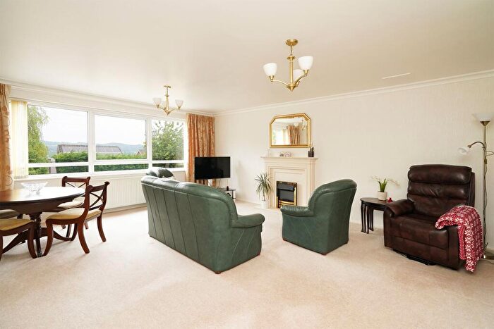 2 Bedroom Apartment For Sale In Bradway Drive, Sheffield, S17