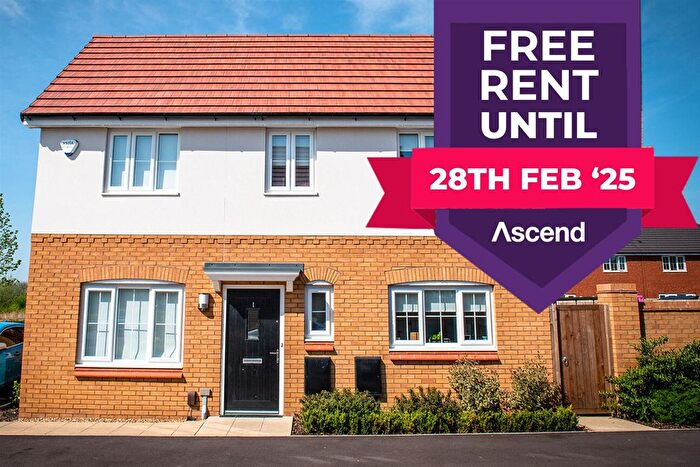 3 Bedroom Semi-Detached House To Rent In Portland Fields, Sutton In Ashfield, NG17