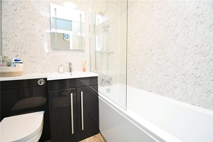 2 Bedroom End Of Terrace House For Sale In Clover Way, Romsey, Hampshire, SO51
