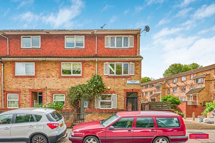 4 Bedroom End Of Terrace House To Rent In Clifton Way, London, SE15