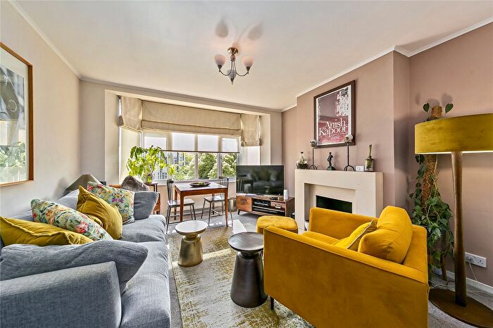 2 Bedroom Flat For Sale In The Grove, St. Margarets Road, Twickenham, TW1
