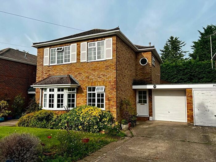 4 Bedroom Detached House To Rent In Elmdale Gardens, Princes Risborough, Buckinghamshire, HP27