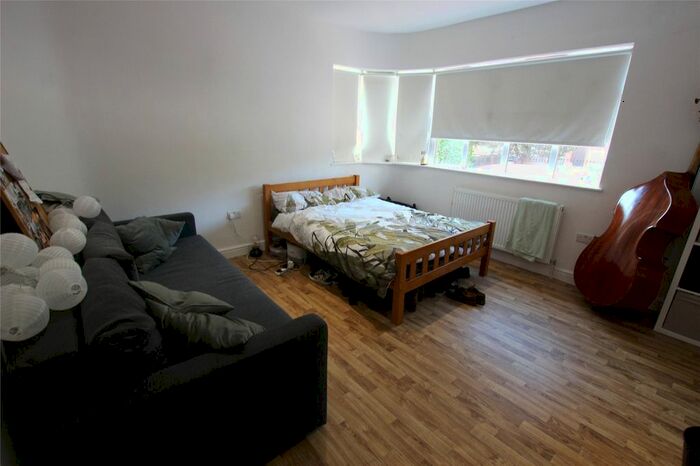 1 Bedroom Studio To Rent In Court Road, London, SE9