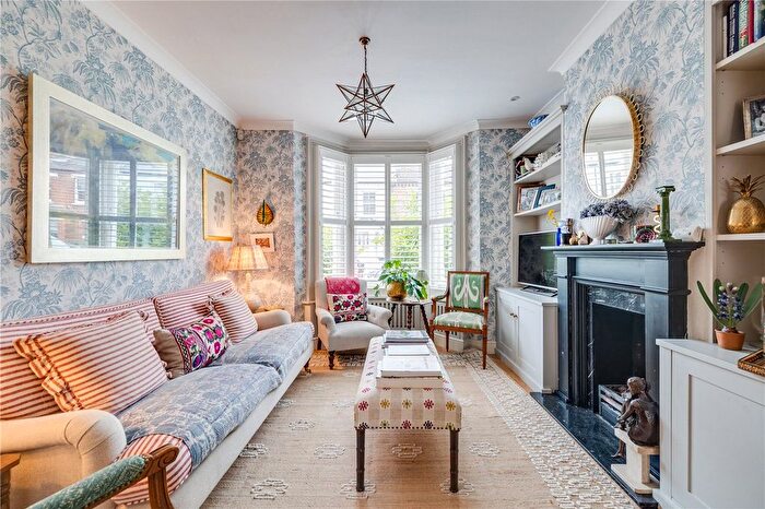 3 Bedroom Terraced House To Rent In Dymock Street, London, SW6