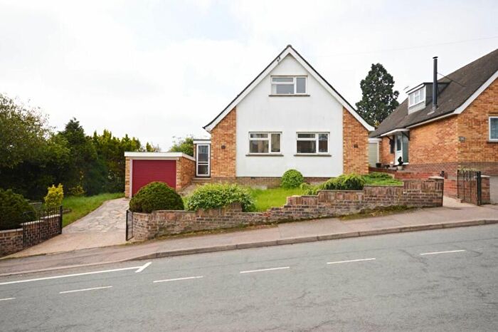 3 Bedroom Detached House To Rent In Lindsey Road, Bishop Stortford, Herts, CM23