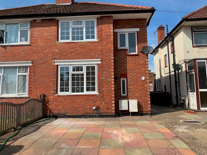 3 Bedroom Semi-Detached House To Rent In Carlyon Road, Wembley, HA0