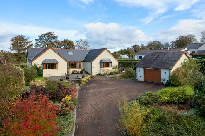 3 Bedroom Detached Bungalow For Sale In Golden Hill, Spittal, SA62