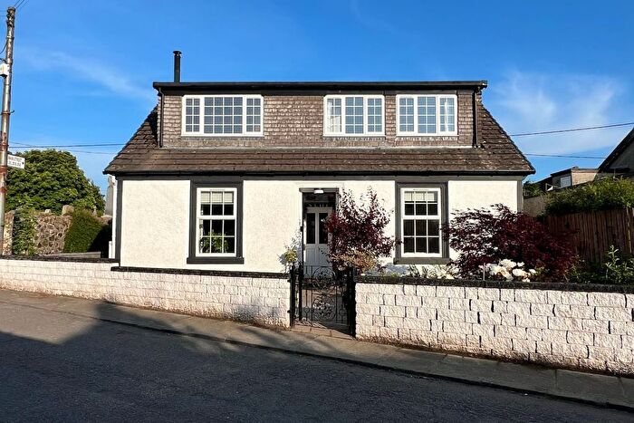 4 Bedroom Detached House For Sale In Main Street, Strathaven, ML10