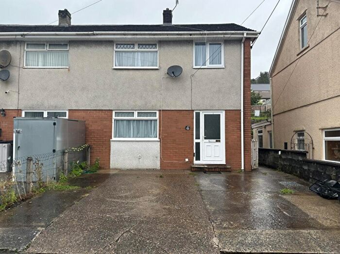 3 Bedroom Semi-Detached House For Sale In Gough Road, Ystalyfera, Neath Port Talbot., SA9