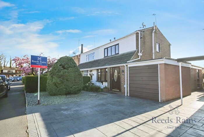 3 Bedroom Semi-Detached House To Rent In Bannister Hall Crescent, Higher Walton, Preston, Lancashire, PR5