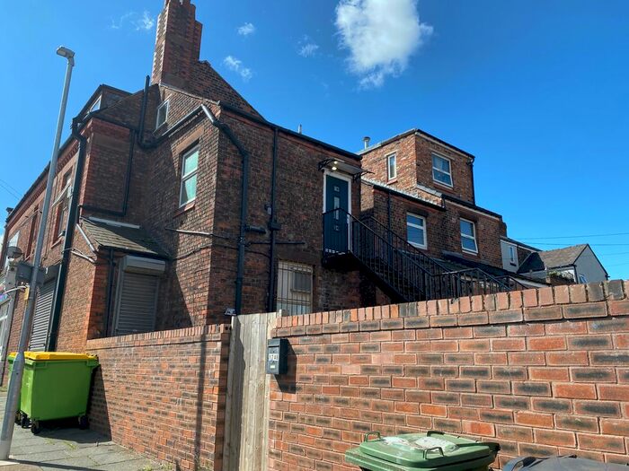 2 Bedroom Flat To Rent In Bedford Road, Rock Ferry, Birkenhead, CH42