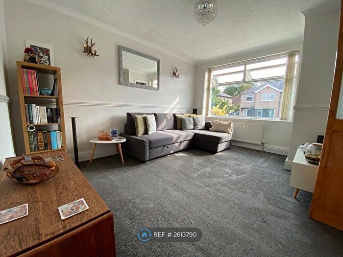 3 Bedroom Semi-Detached House To Rent In Ashton Drive, Lancaster, LA1