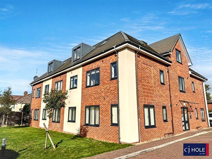 1 Bedroom Apartment For Sale In Saunders Court, Barnwood Road, Barnwood, GL4