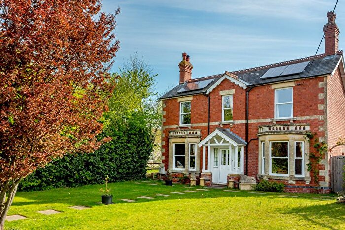 3 Bedroom Detached House For Sale In Station Road, Purton, Swindon, Wiltshire, SN5