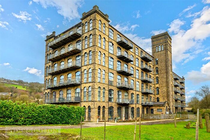 1 Bedroom Apartment For Sale In Titanic Mills, Low Westwood Lane, Linthwaite, Huddersfield, West Yorkshire, HD7