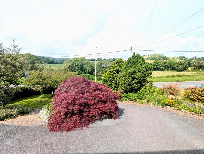 4 Bedroom Detached House For Sale In Llangunnor Road, Carmarthen, Carmarthenshire., SA31