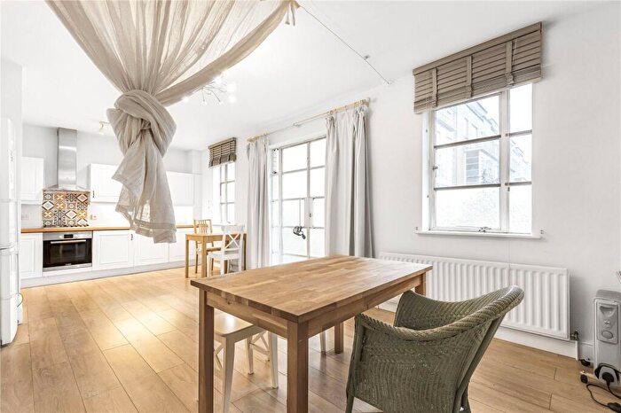 2 Bedroom Apartment To Rent In Roy Square, London, E14