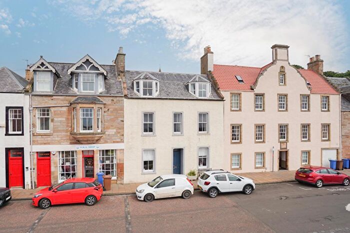 5 Bedroom Town House For Sale In East Shore, Pittenweem, Fife, KY10