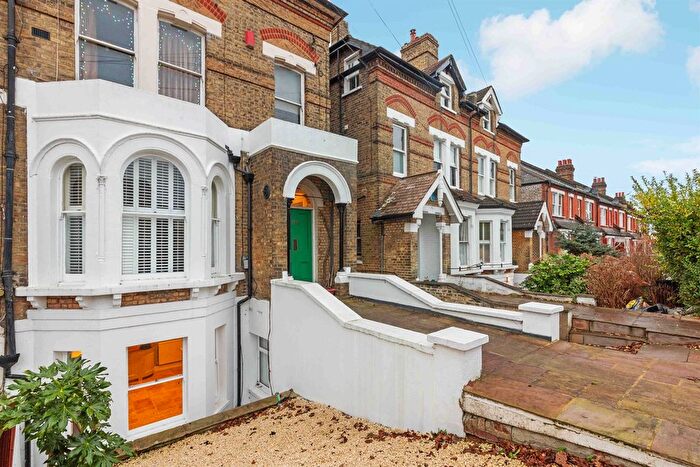 2 Bedroom Maisonette To Rent In Auckland Hill, London, SE27