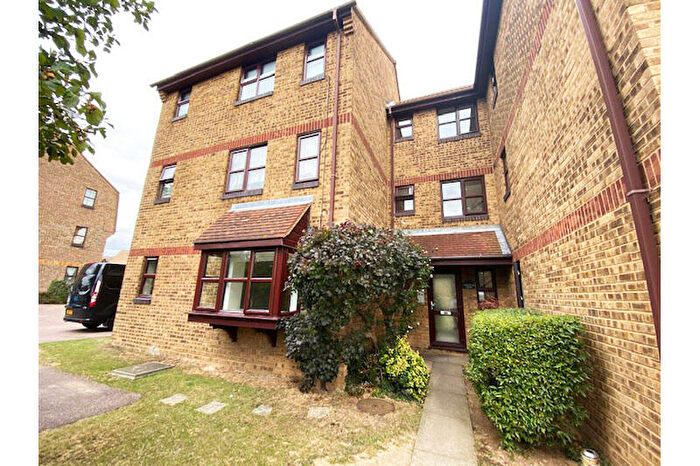 Studio To Rent In Frobisher Way, Shoeburyness, Southend-on-Sea, SS3
