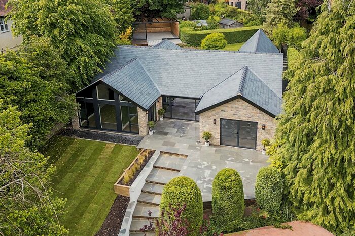 4 Bedroom Detached House To Rent In Brunswick Drive, Harrogate, HG1